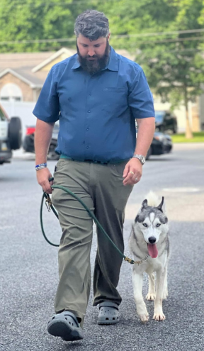 Our private dog training lessons in Maryland are tailored to meet your dog's unique needs and your goals as a dog owner. Whether you're tackling a specific behavior issue, working through basic obedience, or aiming for advanced obedience skills, we've got you covered.